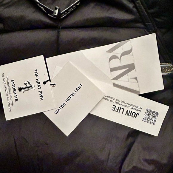 NWT Zara Black Cropped Puffer Bomber Jacket Shiny Versatile - Picture 4 of 15